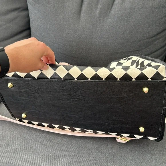 Betsey Johnson Weekender Bow Duffel Bag - Picture 6 of 14